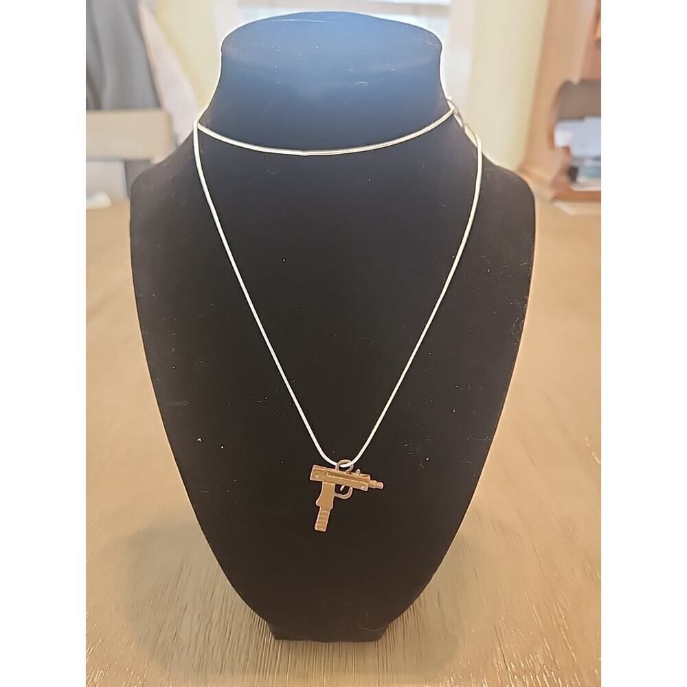 Firearm Pistol Handgun Gun Pendant & 925 Solid Sterling Silver Chain